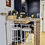 1br Near Invalides & Tour Eiffel *